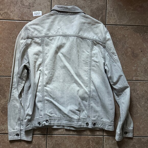 Rocawear Gray Wash Denim Jacket Classic Trucker Button Front Size XL NWT - Picture 2 of 11